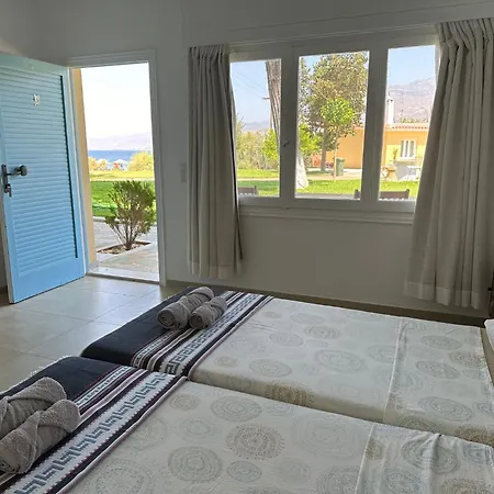 הוילה קריסטוס Bouros Seaview Farm מראה חיצוני תמונה